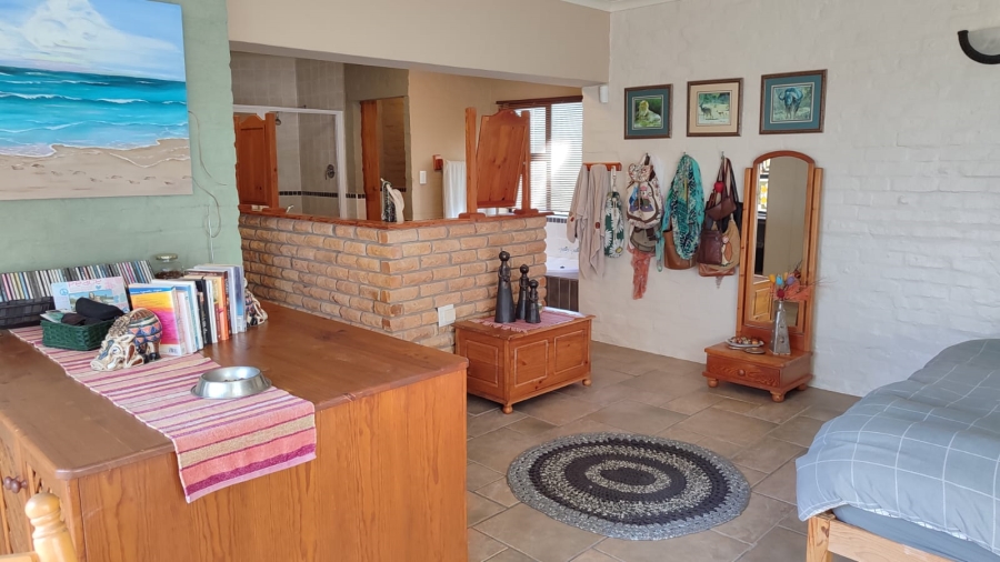 3 Bedroom Property for Sale in Stilbaai Wes Western Cape
